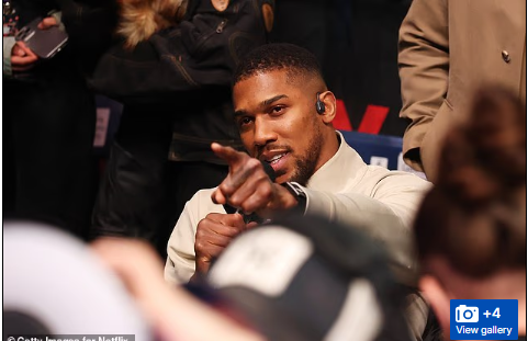 Oleksandr Usyk Backs Anthony Joshua to Beat Tyson Fury in Fierce “Greedy Belly” Showdown: “He Will Do It!” Anthony Joshua